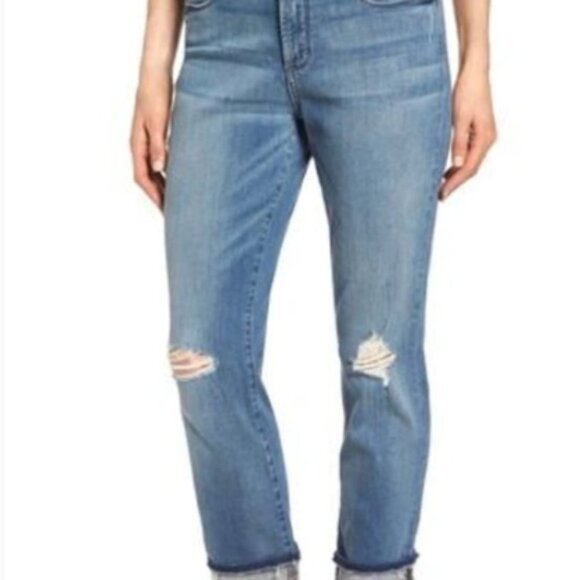 NYDJ Marine Boyfriend Cuffed Jeans Distressed Size 8 LONG - Light‎ Wash Denim - Picture 1 of 6